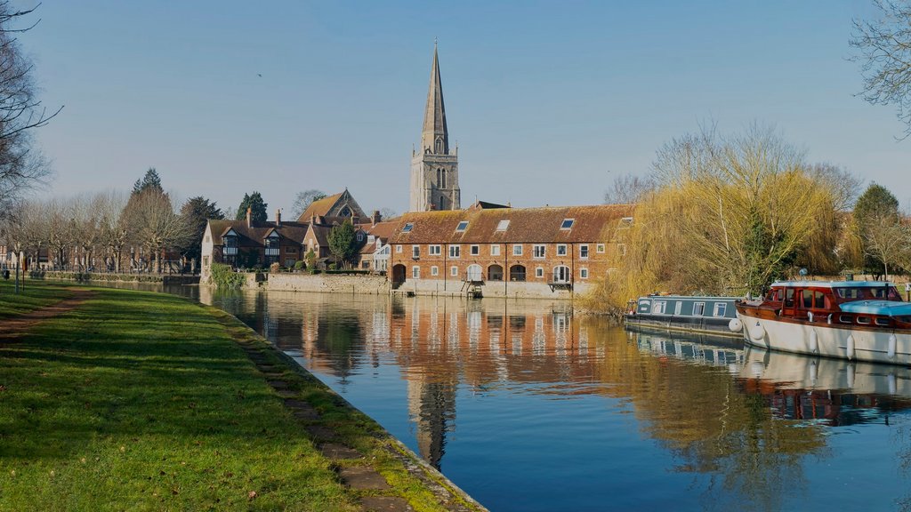 RJSWaste's tweet photo. 🙌Are you celebrating #OxfordshireDay?🙌

Our #OxfordshireDayHeroes include @OxfordCityStars @MidnightsHockey @OUFCOfficial @BlenheimPalace @ABKB_Oxford @classactnews @propertyformula 

Find out what Russell and Rich love about Oxfordshire here: https://t.co/REgy08B8ax https://t.co/0m8ilibgQX