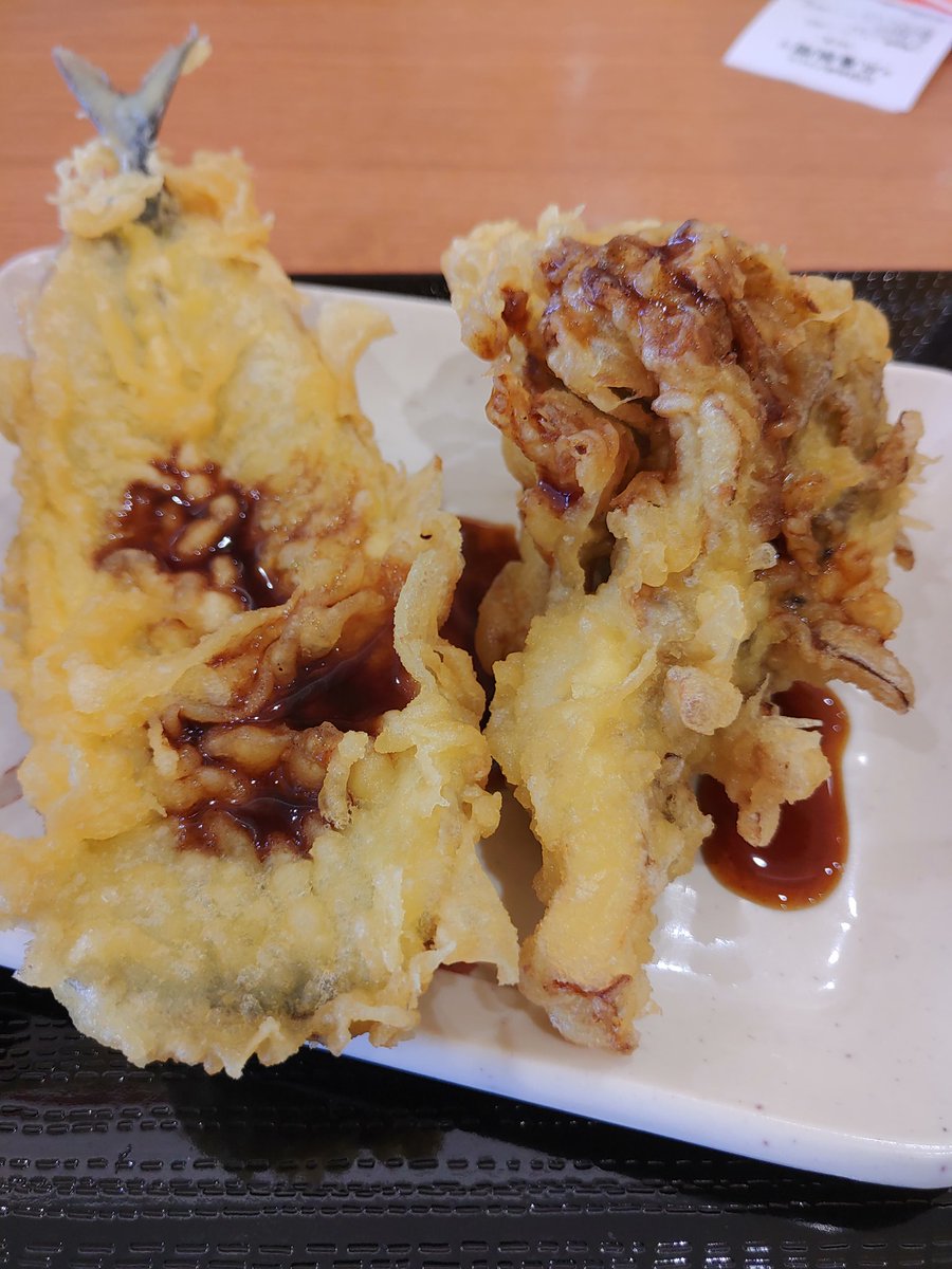 ひできちぃ メダカ على تويتر サンマの天ぷら まいたけの天ぷら 丸亀製麺