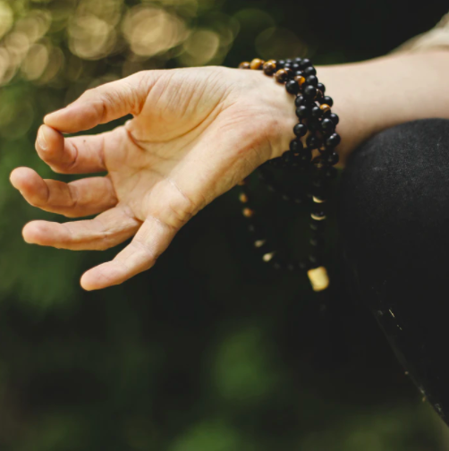 RecommendMeApp's tweet photo. 🧘‍♀️ Chair Yoga for All
Fridays | @PrimroseHill_CC  | FREE

Online Chair Yoga for anyone that may benefit from this type of yoga–free event, with Angie or Jackie.

Sign up - https://t.co/1D0SCAV7aT https://t.co/XIUTaD7NuO