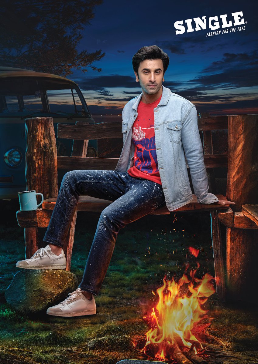 StyledBySingle's tweet photo. Day to Night π₯ Lit Looks by Styled By Single x Ranbir Kapoor now on https://t.co/EBseUOJC7z
#styledbysingle #singlelife #ranbirkapoor https://t.co/6LqxO8CqdX