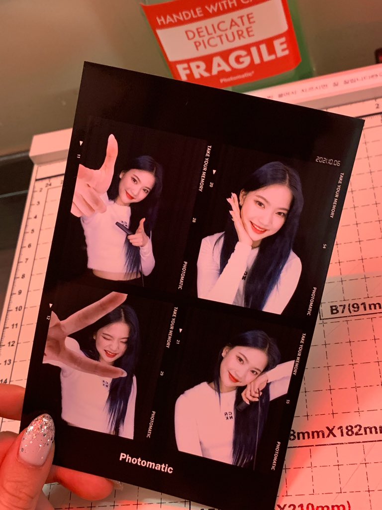 isawxsomx's tweet photo. 😱🥲😱🥲😱🥲😱 .. 너무 예뻐 !!!! https://t.co/MLAc2GFmN4