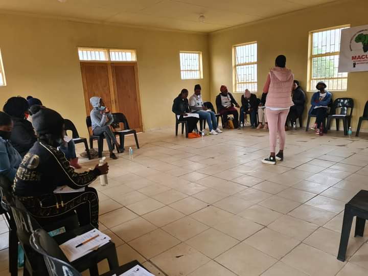macua_sa's tweet photo. WAMUA activists arriving for Day 1 of the GBV Training. This week MWAO and CALS are facilitating sessions in Sekhukune.
Opening of the training by branch coordinator, Tokelo Mahlakoane.
@boellza @WoMin_Africa @sheena_swemmer @POWA_ZA @GBVnet @gbvmonitorsa @GBVAoR1 https://t.co/wt370fxaCw