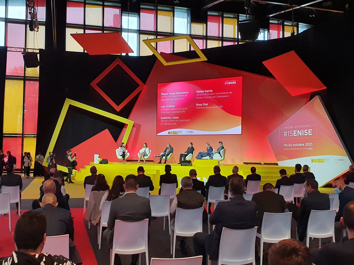 INCIBE's tweet photo. Comienza la primera mesa de #15ENISE con @dsn, @CCNCERT, el Mando Conjunto del Ciberespacio de @EMADmde, la Oficina de Coordinación de Ciberseguridad de @interiorgob e @INCIBE para hablar de la 'Nueva visión de #ciberseguridad en España'.

🔴 Síguelo en https://t.co/8AHcotFJsB https://t.co/ghhjmbjmq2