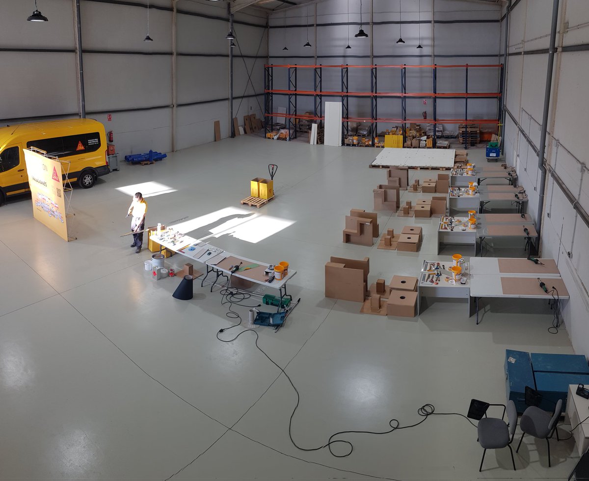 pizarro_diez's tweet photo. @SikaSpain Academia de lamina sintetica de TPO en nuestras instalaciones de Sika en Sevilla .
Tres dias de formación  para  nuestros clientes de la zona . https://t.co/EIuOUGf53F