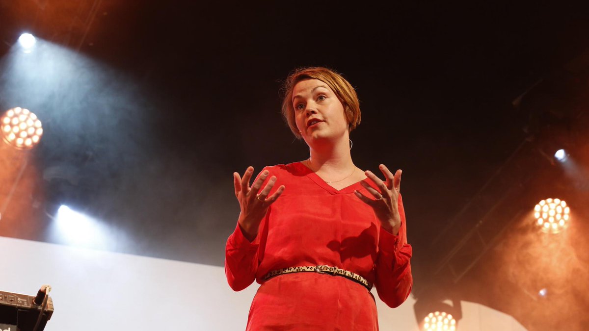 ‘Je kunt moedeloos worden van al het onrecht in de wereld, maar je kunt ook kijken naar aanstekelijke voorbeelden van mensen die er iets aan doen.’ @DorinaNauta selecteerde de sprekers van The Justice Conference (30 okt). tearfund.nl/verhalen/als-w… #justiceconference