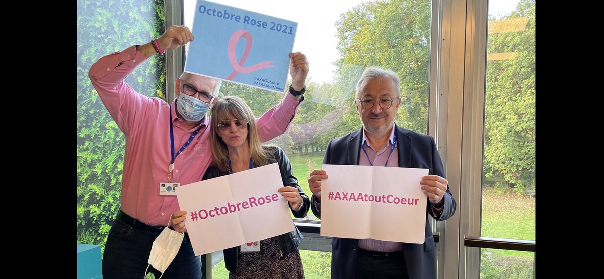 La dreamteam prend la pose pour #OctobreRose2021 #AXAAtoutCoeur <a href="/institut_curie/">Institut Curie</a> <a href="/AXAFrance/">AXA France</a> … parce que la Prévention du cancer du sein … il faut plus que seulement en parler … #depistage