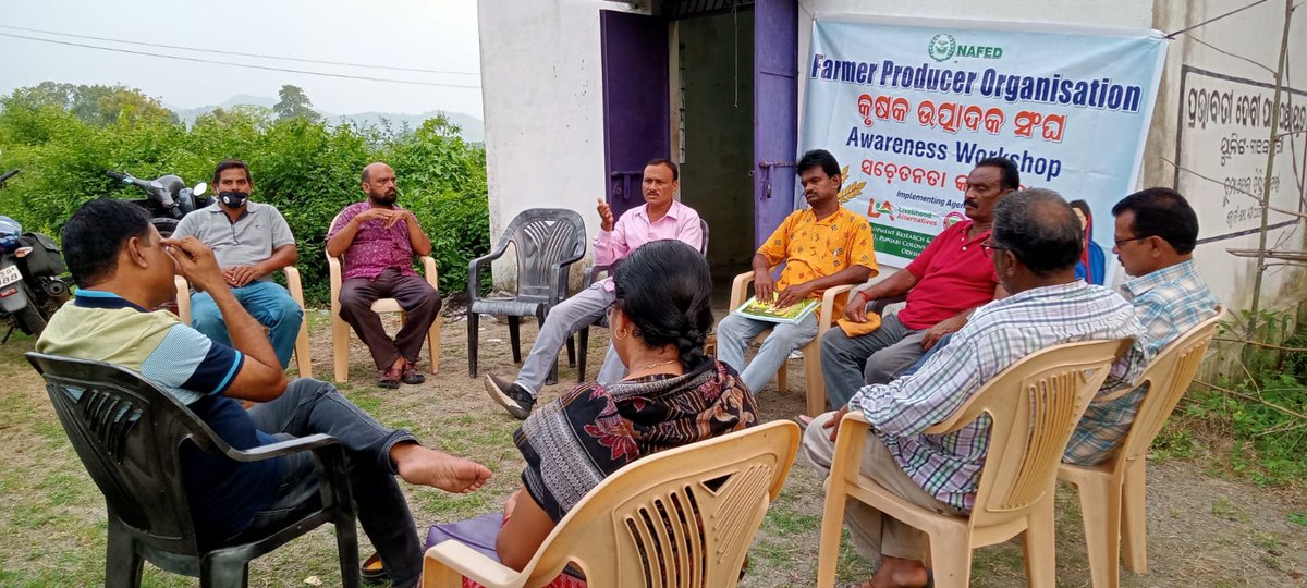 LA_IndiaHQ's tweet photo. Farmers meet at #Maneswar Block of #Sambalpur, #Odisha to form #FPO focusing on fruits supported by CBBO @sdrcindia & @nafedindia
SDRC along with LA shall build capacities and strengthen primary & secondary processing & enhance the value chain of Vegetables and Pulses. https://t.co/NzaixyQCLL