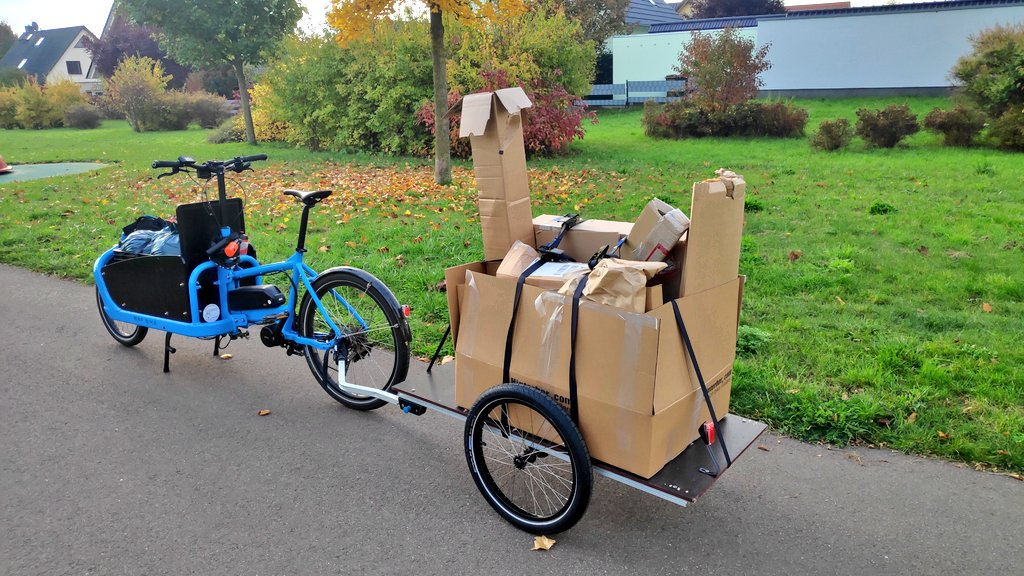 time_is_up_md's tweet photo. Upgrade auf Version 2.0, jetzt mit Leiterrahmen aus Nutprofilen. Probefahrt erfolgreich absolviert, Zwischenfälle 0. Dann kann's die Tage an Kosmetik und Leichtbau gehen. #carryshitolympics #hinterher @ADFC_MD @MDradelt @kkklawitter @BullittMister @CarryShitOlympx @HinterherCom https://t.co/z5eQcODxbN