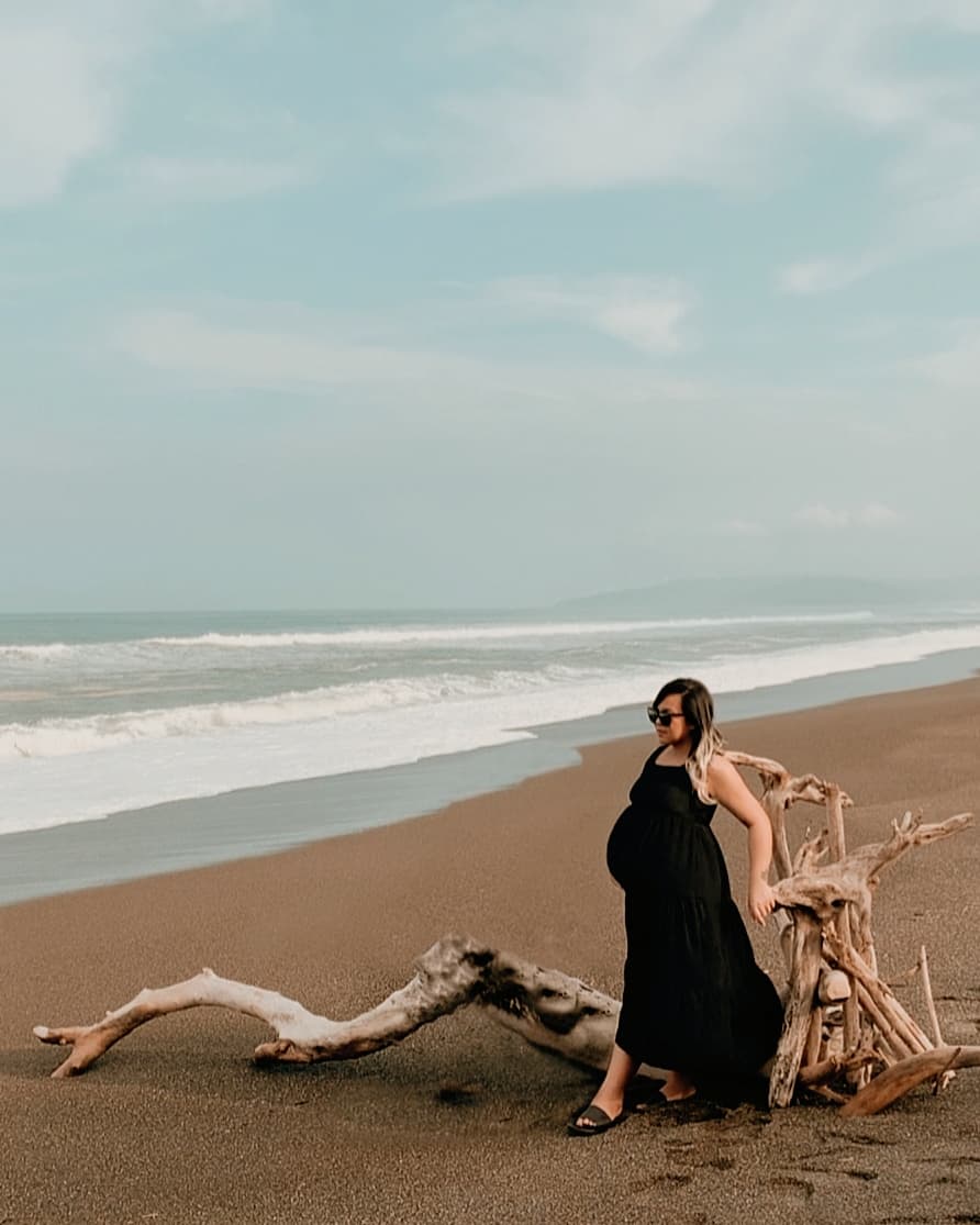 hannahbols's tweet photo. Can't wait to meet you &amp; say, "manang-mana ka talaga sa tatay mo!" 💙 https://t.co/Zfahlr2SxL