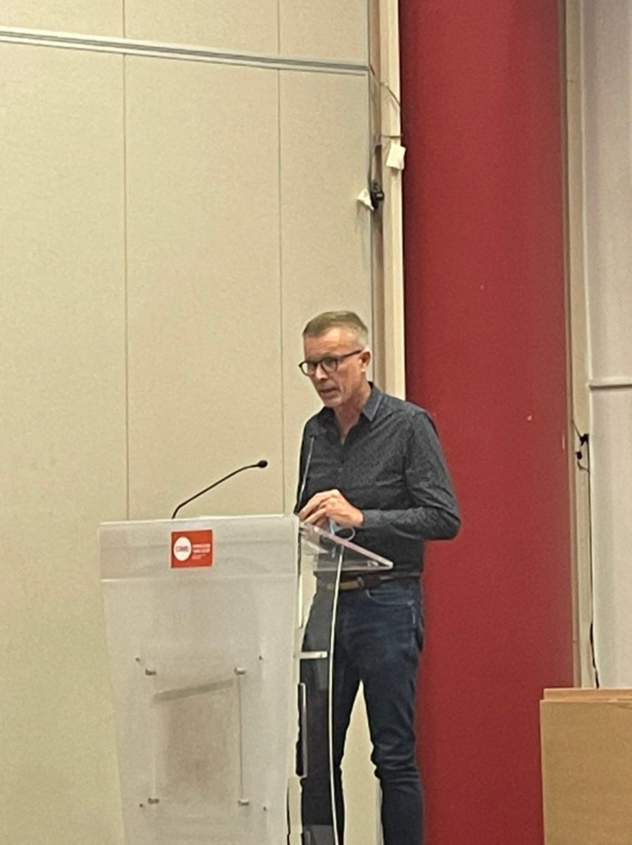 FepCFDT's tweet photo. [INTERVENTION AU CNC DE LA FEP-CFDT]
Laurent Lamberdière, Secrétaire Général de @FepCFDT, intervient sur l'actualité revendicative au Conseil National Confédéral de la @CFDT.
#cfdt #teamcfdt @SH_CFDT @CfdtBerger @SgenCFDT @CFDTfp @CFDTpresseFP @CFDTCadres https://t.co/cuBEUUknBk