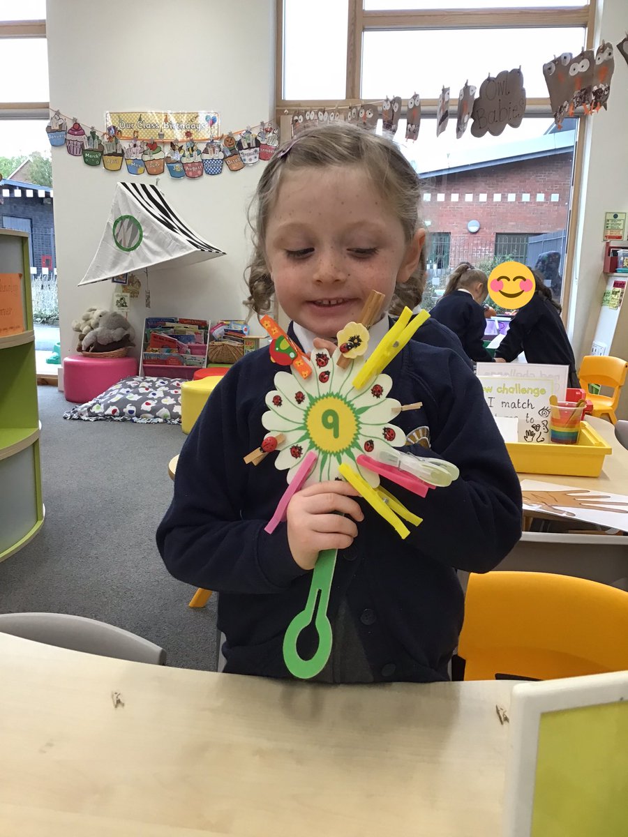 SPMVMrsPrice's tweet photo. โ๐ผ๐๐ฝ๐๐ผMATHS AND FUNKY FINGERS๐๐ผ๐๐พ๐ค๐ผ The children were trying hard with their fine motor skills today as they counted the right amount of legs and added them to the number on the flower! Good pinch crab fingers Oak Class! #MalvernVale #finemotorskills #mathsineyfs https://t.co/XRVeoXi5YY