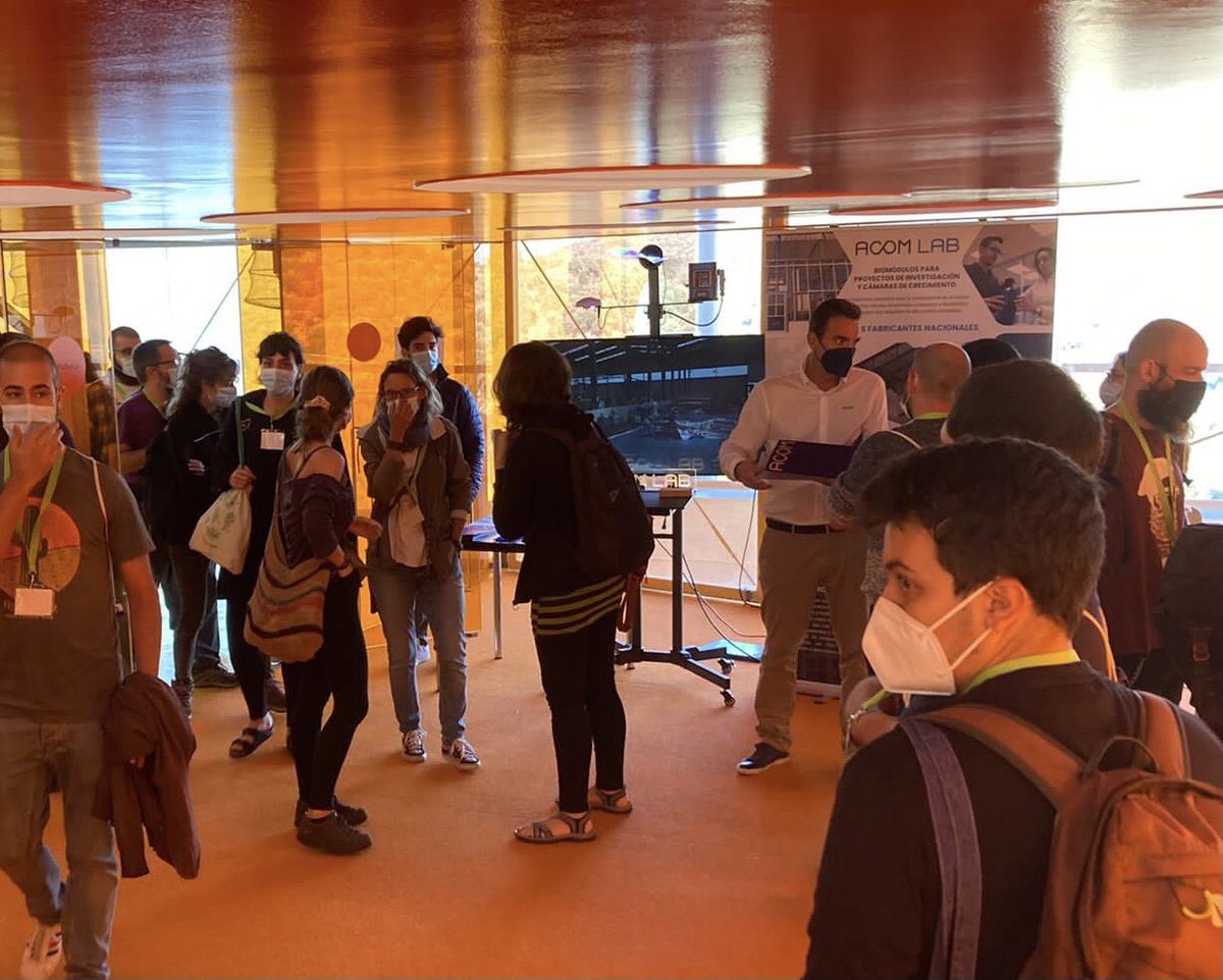 ACOM LAB tweet media