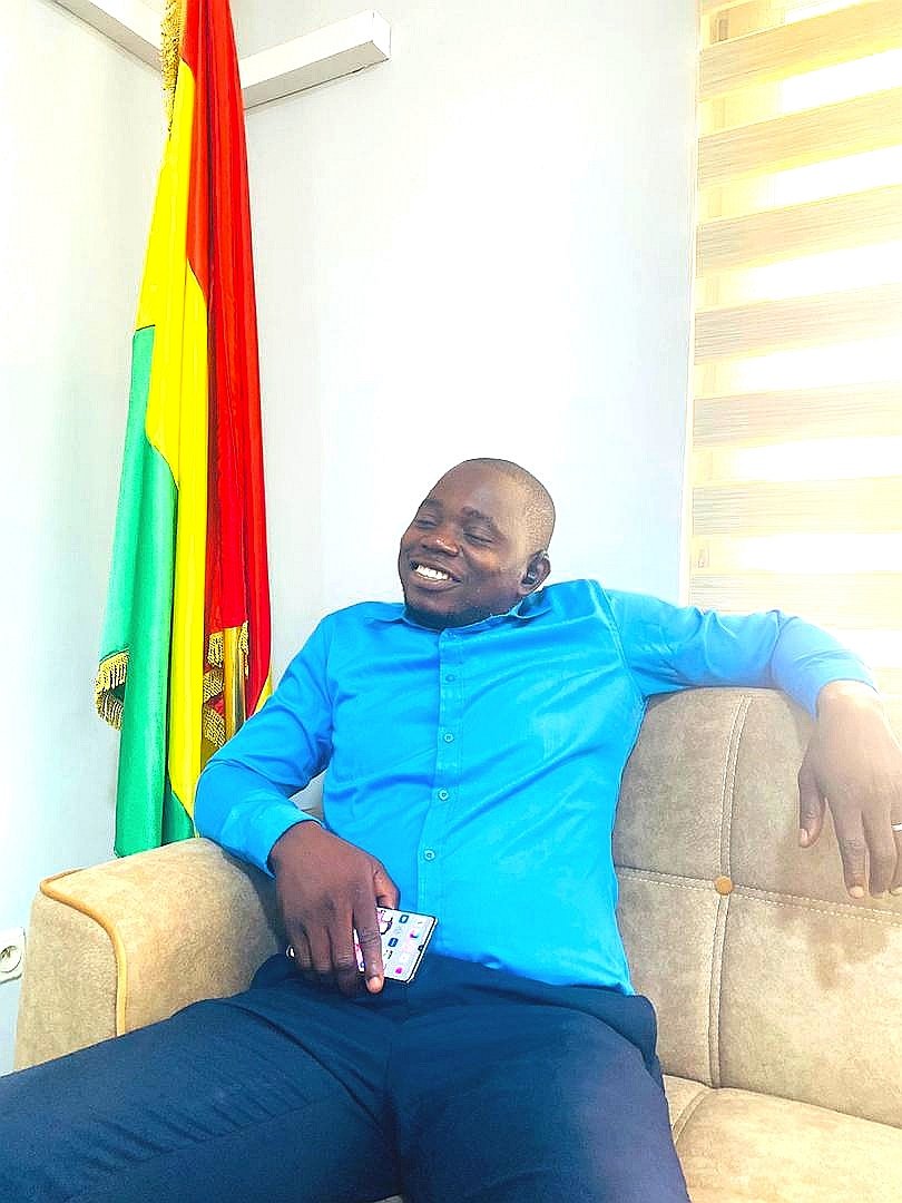 ladjisekou's tweet photo. Une nouvelle aventure du Leader... https://t.co/iHkTPijPUb