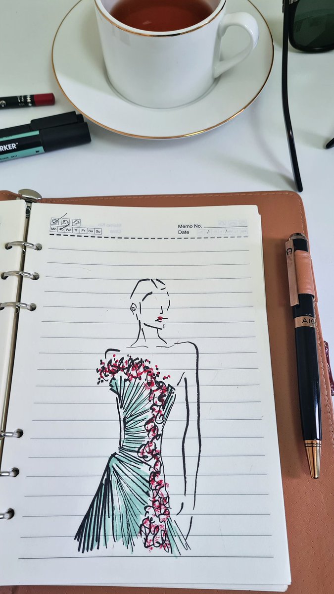 MawadahOfficial's tweet photo. Sketch Cover By Me
#LoveBringsLove
#BreakTimes

*note: in terms of the design I take no responsibility for the dress background or culture https://t.co/JfsNJWKlTZ