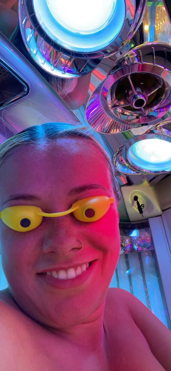 𝑬𝒃𝒐𝒏𝒚-𝐄𝐯𝐞 𝑹𝒐𝒈𝒆𝒓 tweet media