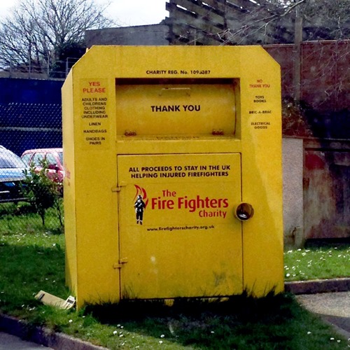 Cornwall Fire and Rescue Service (@cornwallfrs) on Twitter photo Sorted through your wardrobe recently? Consider donating unwanted clothes to one of our <a href="/firefighters999/">Fire Fighters Charity</a> clothes banks!
Please be mindful not to leave donations outside of the bank.
Visit bit.ly/CFRS-FFCharity to find out which of our #CommunityFireStations accept donations Sorted through your wardrobe recently? Consider donating unwanted clothes to one of our <a href="/firefighters999/">Fire Fighters Charity</a> clothes banks!
Please be mindful not to leave donations outside of the bank.
Visit bit.ly/CFRS-FFCharity to find out which of our #CommunityFireStations accept donations