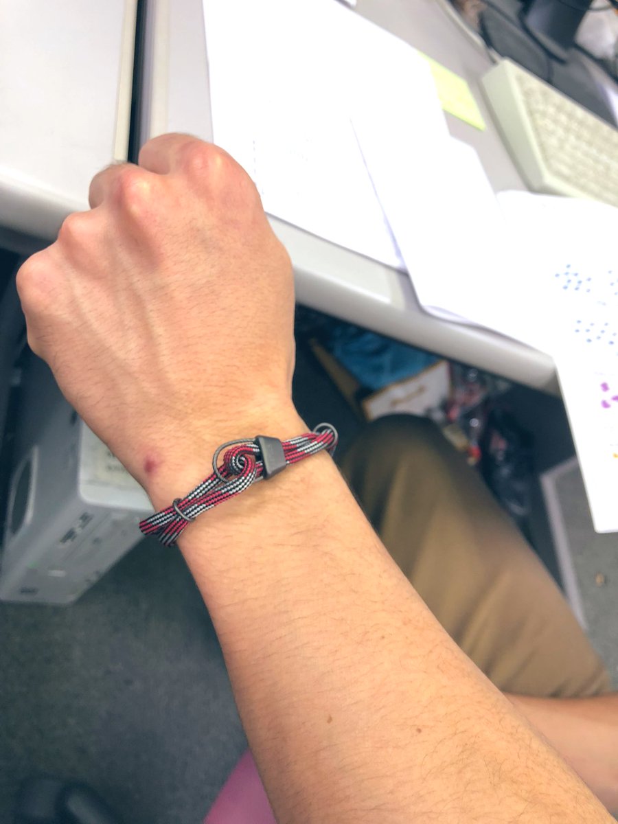 SevenAClimbing's tweet photo. 8BPLUS リストバンド値下げしました🙇‍♀️
プレゼントにもってこい！ https://t.co/eV0z22QiSW