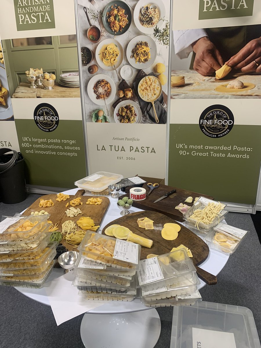 ManiarNazim's tweet image. Day Two of The European Pizza Pasta Show Olympia London. Visit Sweetheat on stand D60 sweetheat.co.uk #pizzapastashow @pizzapastashow #pizza #pizzeria #pizzaequipment #sweetheatheateddeliverybags #restaurant #takeaway #fastfood #italianrestaurant #chef #hospitality