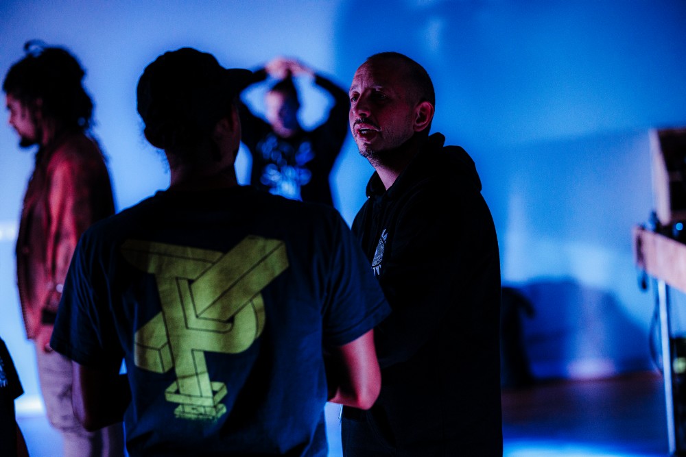 Zondag organiseren wij een nieuwe editie van RAW Essence Masterclass in <a href="/beatbox/">Adam Smith</a>! Te gast is niemand minder dan Luciano Hiwat! ♫ Kaartverkoop is gestart via beatbox.nl 📸Wouter Wolfkamp