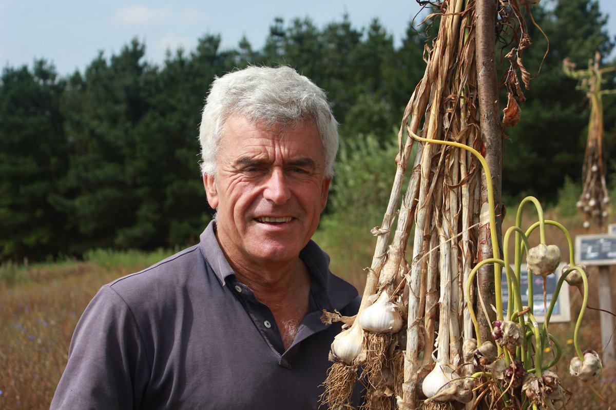 The new Chairman of the Isle of Wight branch of the #CLA, Colin Boswell, believes the recent influx of new entrants to the Island’s rural scene make it a time of change and opportunity. Meet Colin here: bit.ly/3n5SOD8 #IOW <a href="/CLAtweets/">Country Land & Business Assn</a> <a href="/TheGarlicFarm/">The Garlic Farm</a> #isleofwight #iownews