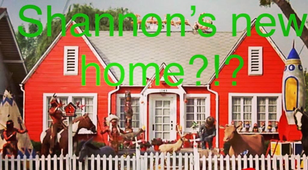 I need a new place to live, starting January or February. I’m not looking to buy and I’m not looking to live alone. ￼Anywhere on the east side of Portland could work. ￼Help a sister out?