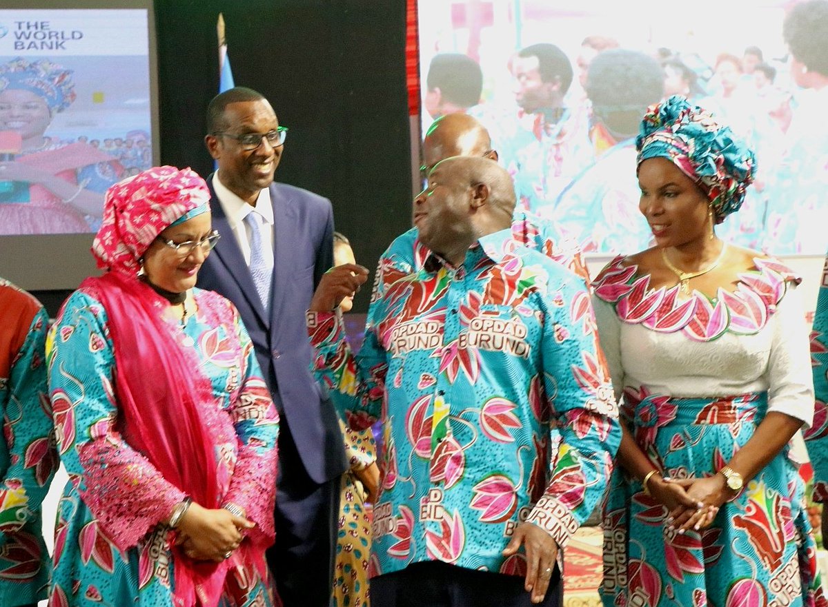 HousainouTAAL's tweet photo. The President of the Republic of Burundi🇧🇮 @GeneralNeva welcomes the commitment of the United Nations System in its efforts to fight against malnutrition in all its form. #WFP BURUNDI will continue to support government programming towards #ZeroMalnutrition.#FFL2021 https://t.co/NvScdlJpFG
