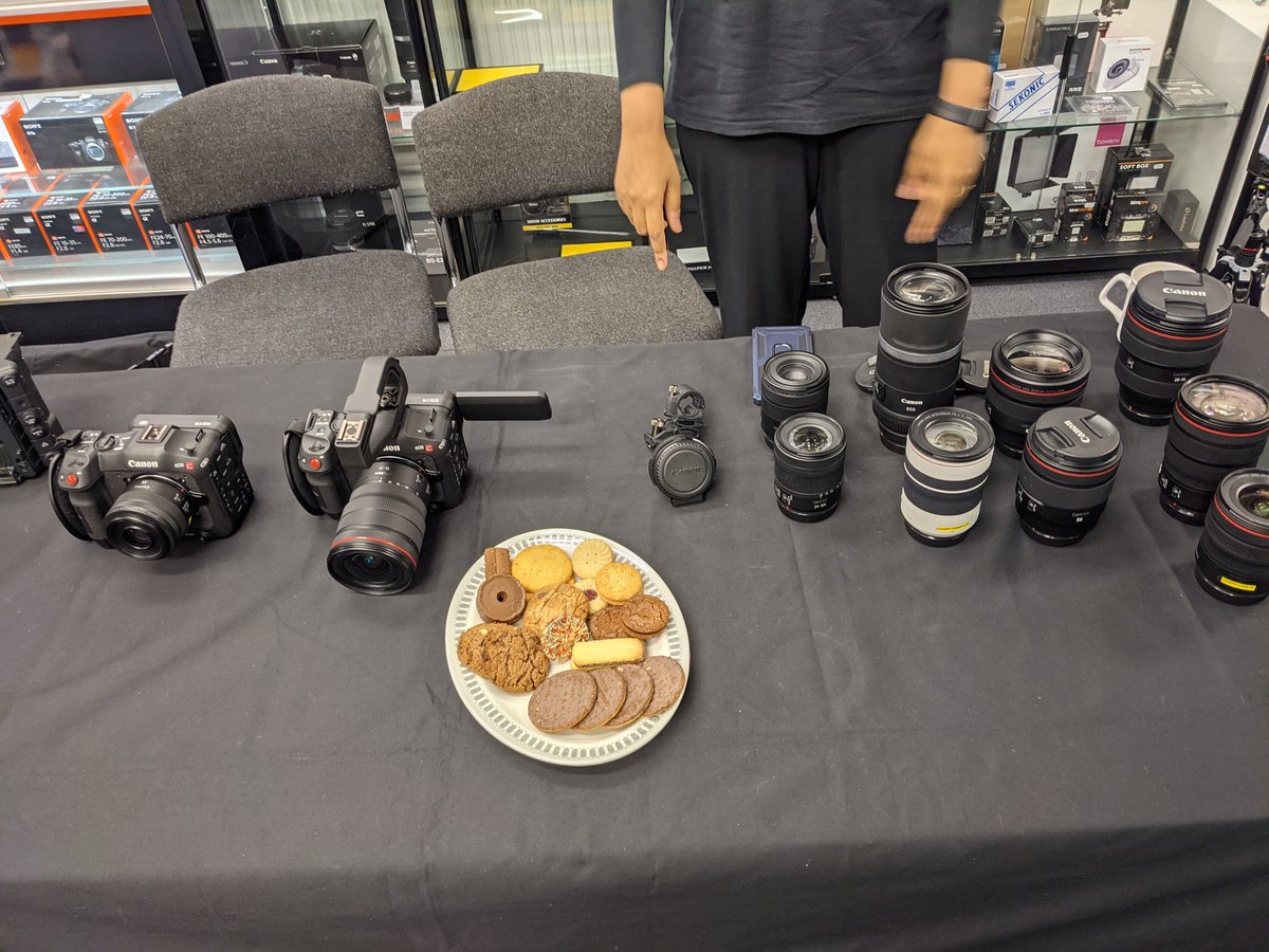 alors_on_parle's tweet photo. We've got the new R3 mirror less, C300 MK2 and RF lenses in @wextweets Vauxhall now and only TODAY!!! Come through and have a chat and play with these baddies
#WexRental #canonphotography @CanonUKandIE #RFnewbies #RFlenses #R3 #C300mkiii https://t.co/xKFDbhOvQW