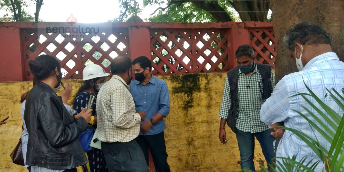 BLRSmartCity's tweet photo. The technical experts committee conducted a joint site inspection at #Dickenson road along with Benscl engineers and PMC iDeck.
#workinprogress #siteinspection
@BBMPCOMM @BBMPAdmn @Secretary_MoHUA @MoHUA_India @iDeCKLimited https://t.co/KEqxa7y54j