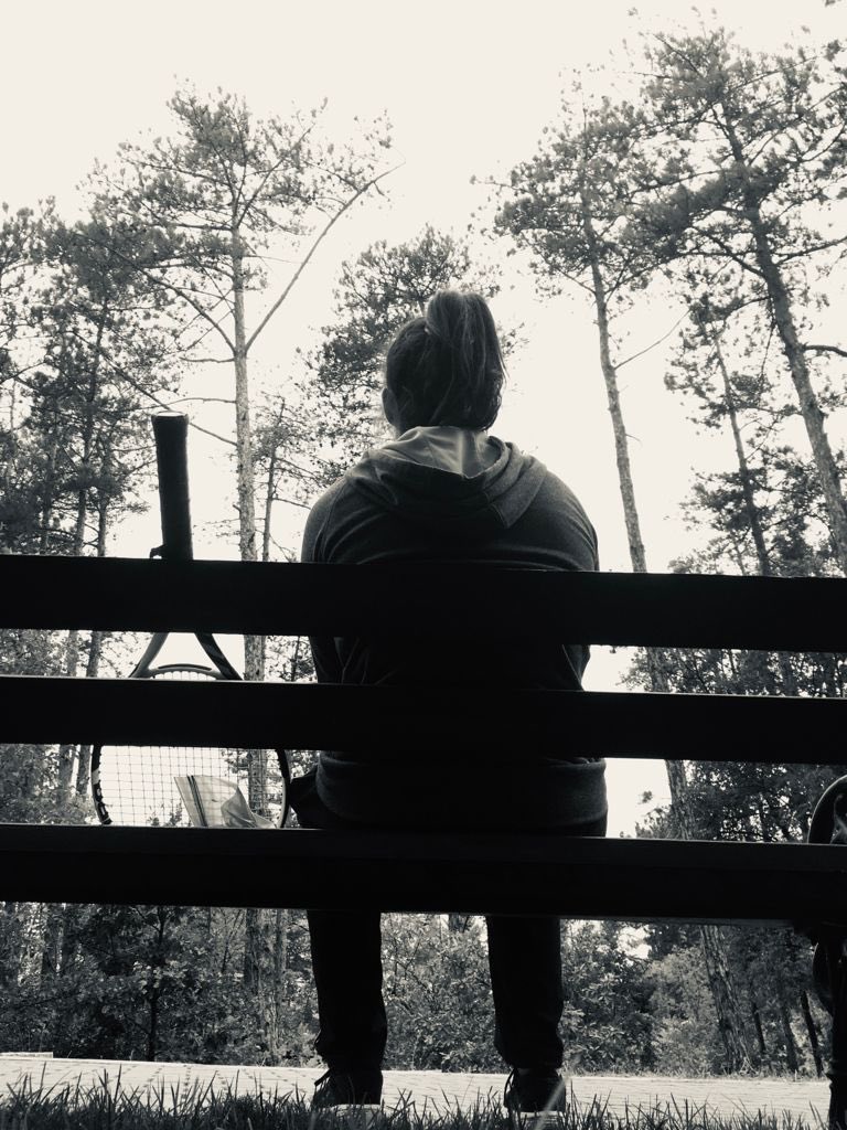 Anna Brogan tweet media