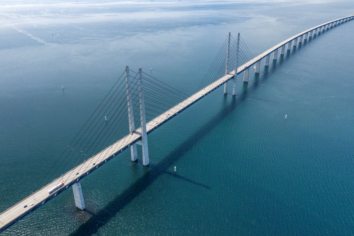 Can my bridge handle the increasing traffic? There will be a large wind farm next year, how will that affect my bridge? When will a bridge collapse?

Learn more about our sensor solutions that solve your challenges and contact us at contact@compassphotonics.com.