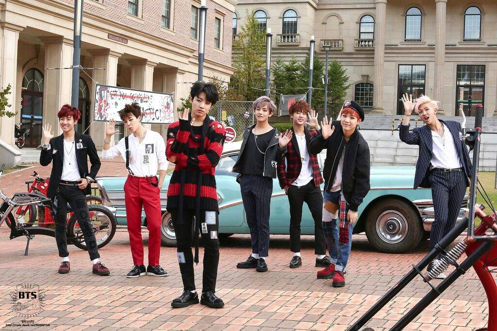Btsfanfeast's tweet photo. which BTS song does this remind you of ?  Any guess ?? https://t.co/gisCd3mWLQ