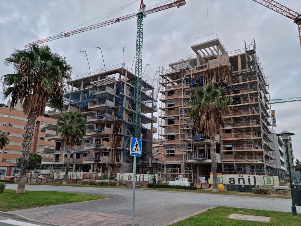 Comenzamos los trabajos de tratamiento de hermeticidad en las 44 viviendas Urban litoral de Malaga.