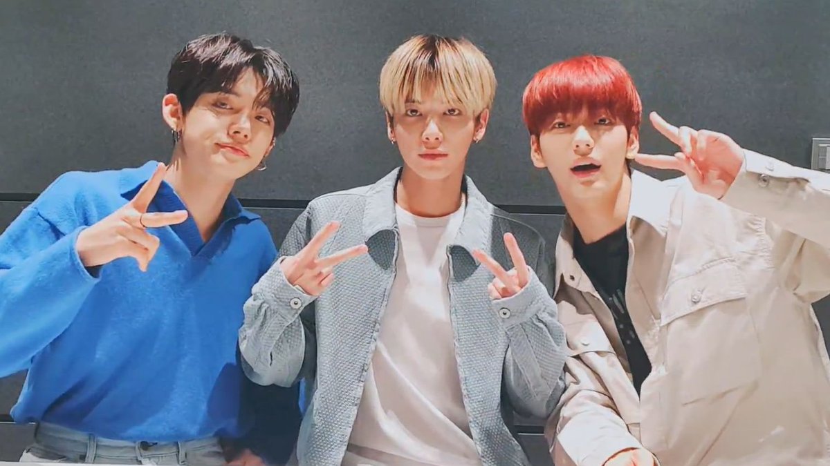 taebinjuntwt's tweet photo. taebinjun's first vlive together: done! 🥺 https://t.co/dNMhzbWaeV