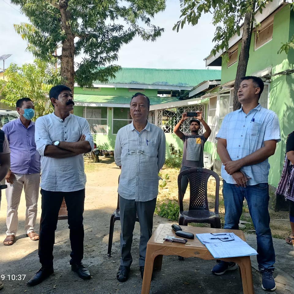 TeronRatan's tweet photo. Training cum Duck distribution programme at my official residence (Quarter) to various SHG  under the Lumbajong MAC Constituency today morning.
#DistributionDuck
#LivelihoodNsustainability https://t.co/iW5FTJDqM7