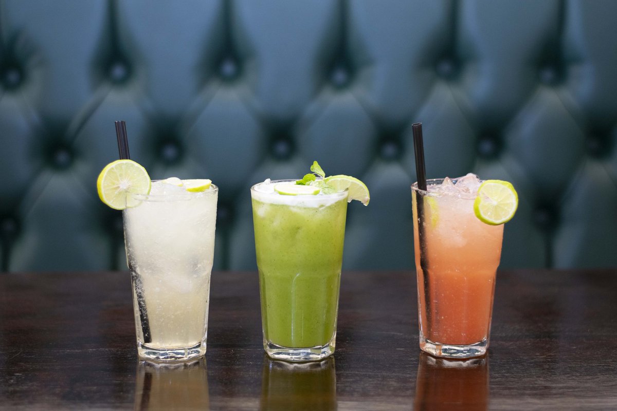 Al_imanKenya's tweet photo. Ni time ya lunch. Pitia ujipatie a variety of our mocktails with fries and properly grilled chicken. 

Deliveries available. https://t.co/oHqEFG8crX