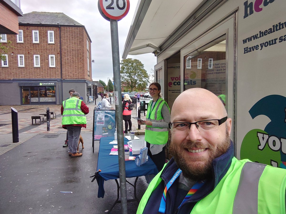 #TeamCWP <a href="/HealthwatchCW/">HWCheshireWest</a> <a href="/cwpnhs/">Cheshire and Wirral Partnership NHS FT</a> today in Blacon😊 #HealthwatchAcrossCheshire listening to peoples views on health &amp; care bit.ly/30sXnj6. We also took the opportunity to share info on CWP's #Imaginingthefuture campaign bit.ly/3jdnhOh📣🗣️