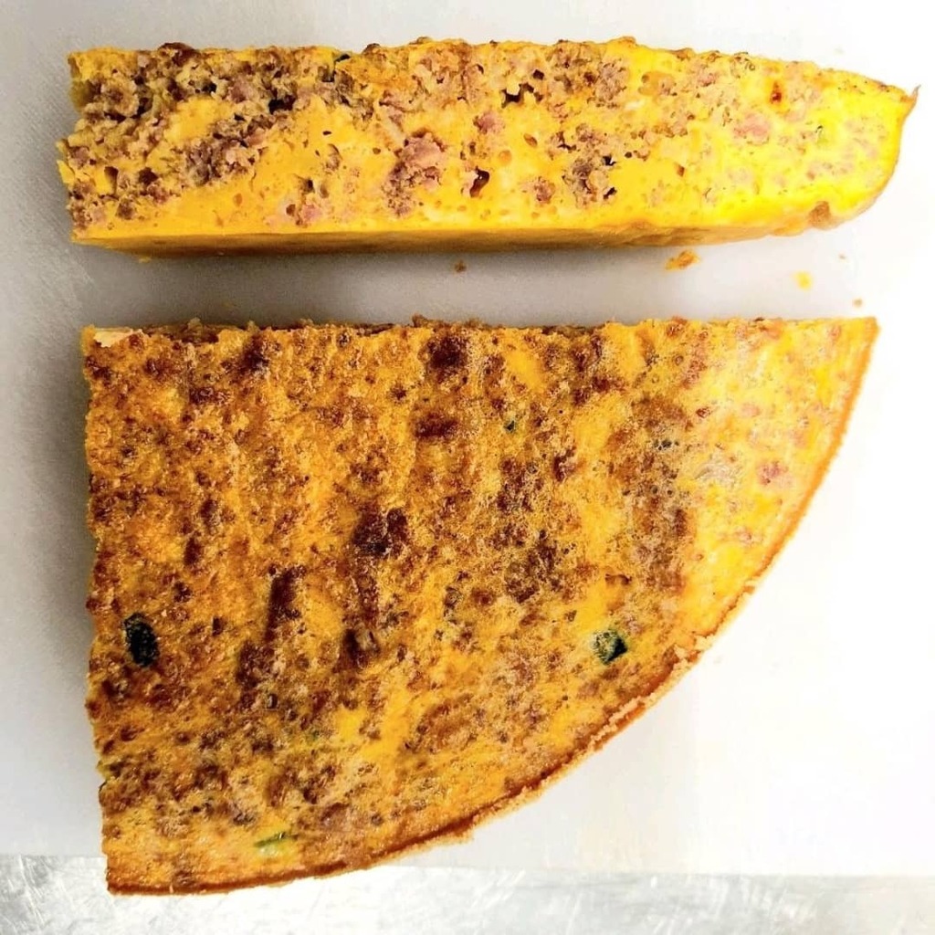 CaseificioStar's tweet photo. Abbiamo fatto la frittata 😱
O meglio, l’ha fatta il nostro caro @chefdelbenessere 🥰
Ogni volta che la prepara, lui pensa alla nonna 👵🏻
A noi, invece, vengono in mente le domeniche in spiaggia o quelle in montagna, con tutta la famiglia 🌊
Questa è con… https://t.co/uTfn8rIEGd https://t.co/aMw3pAjdNM