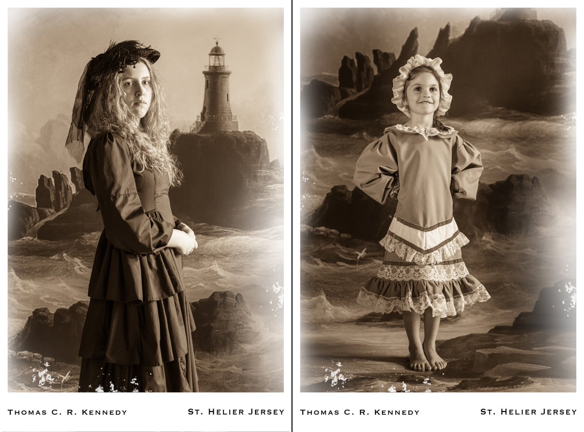 JerseyHeritage's tweet photo. It’s #HalfTerm so make sure you visit Elizabeth Castle before the gates close for the winter - the final day it's open is Sunday, Oct 31. Here are just some of the amazing pictures from a wonderful season at the Castle!
#LoveYourCastle #ExploreMore @GovJersey @VisitJerseyCI https://t.co/PWLRYXOTKO