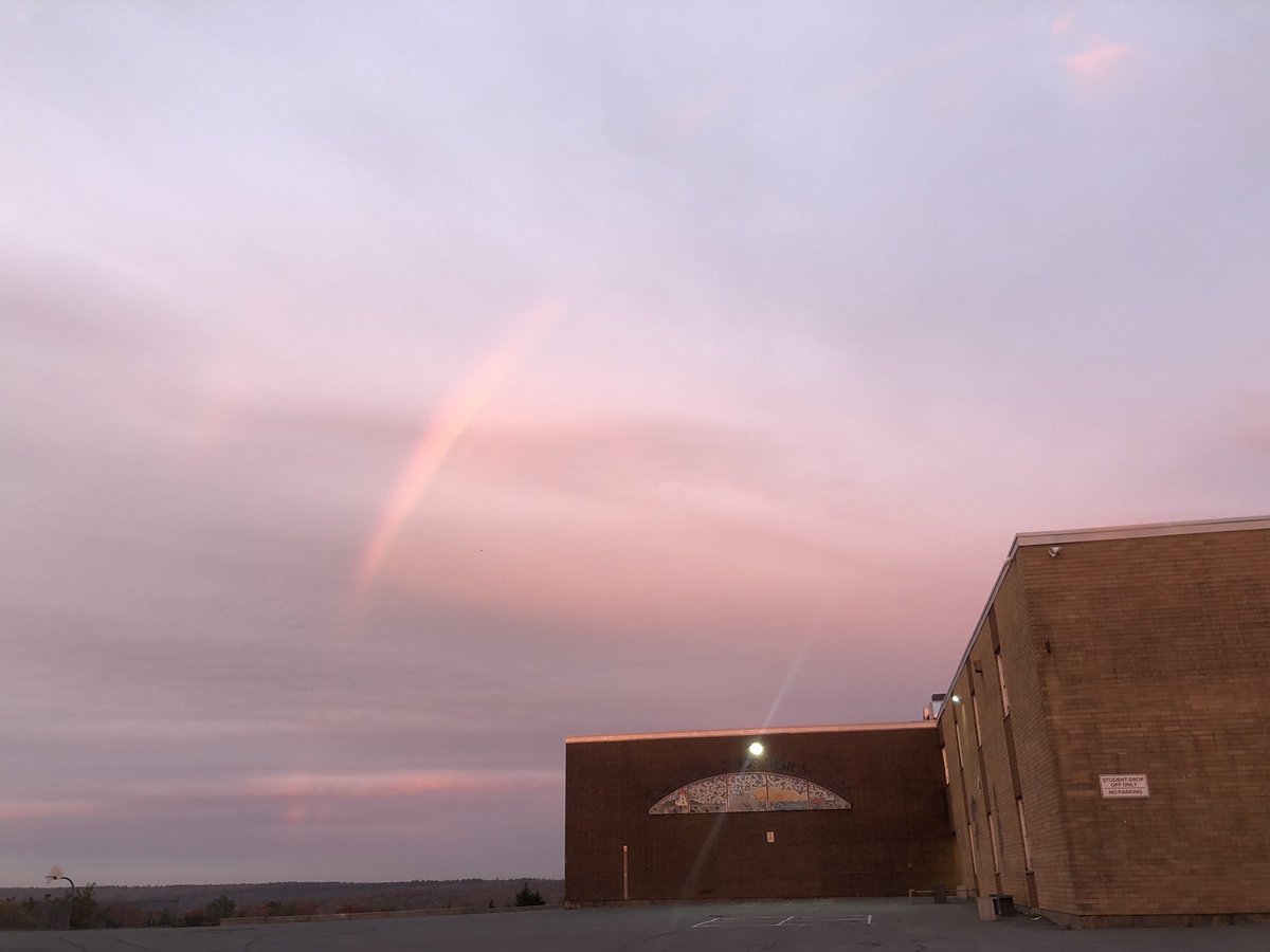 corieeolson's tweet photo. I never know quite what to expect when I go to a new school for the first time. This early morning rainbow at Brookside Junior High was a surprise. I decided it was a good omen, and sure enough I had a terrific day here! https://t.co/dfWmOXsg50