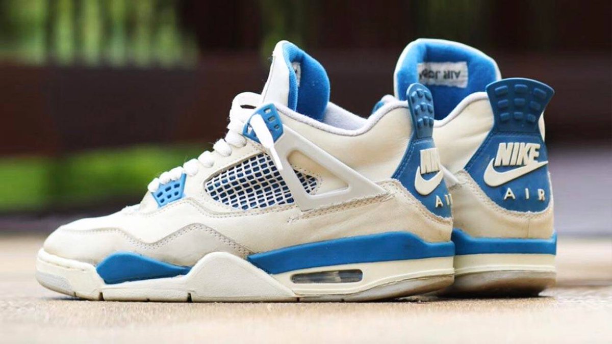 thesolesupplier's tweet photo. The OG Air Jordan 4 "Military Blue" from 1989 is making a comeback NEXT YEAR! 💙

FIND OUT MORE: https://t.co/lslxIHsmOg https://t.co/losAK3gU4o