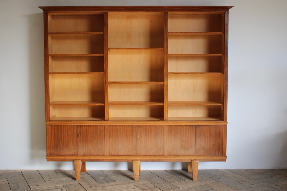 BrownriggUK's tweet photo. Very Stylish 1940s /50s French Walnut Library #Bookcase
https://t.co/jlbMdPaxCe
#librarybookcase #antiquebookcase #antiquefurniture #interiordesign #decor https://t.co/8wUR0Rjym5