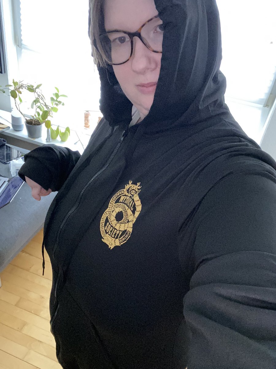 Mythical_B4ever's tweet photo. I got it I got it I got it💃😊 and it fits 🤗@mythicalsociety #sempercuriosus https://t.co/eRWcRTA2nn