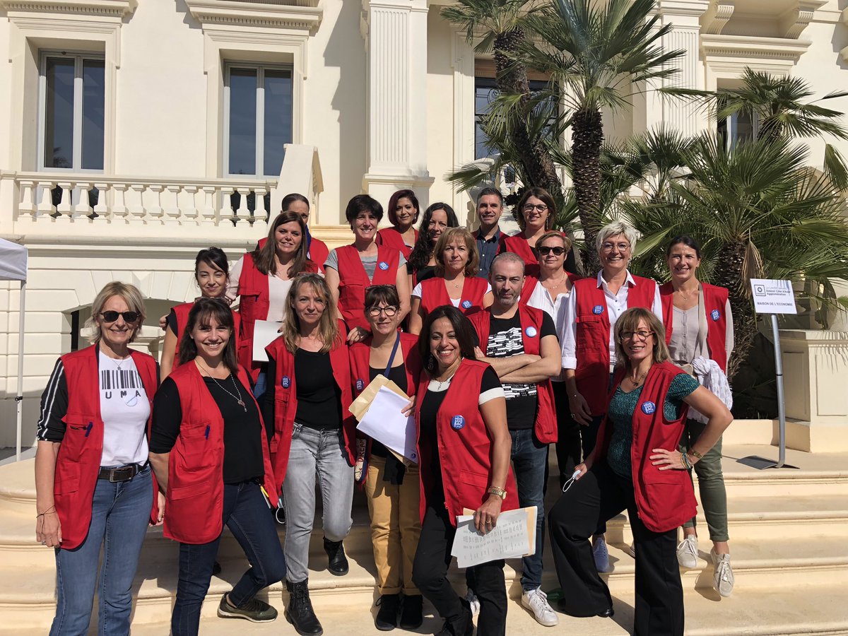 isadegap's tweet image. TOP DÉPART !!! Place de l emploi organisé par le pôle emploi de #frejus formation 🎯numérique 💻 emploi 🗝création d entreprise 💡#mêmesanslebacjepeux👏👍@poleemploi_VAR @Elbaoudi4 @annick_brun @HypIsabelle