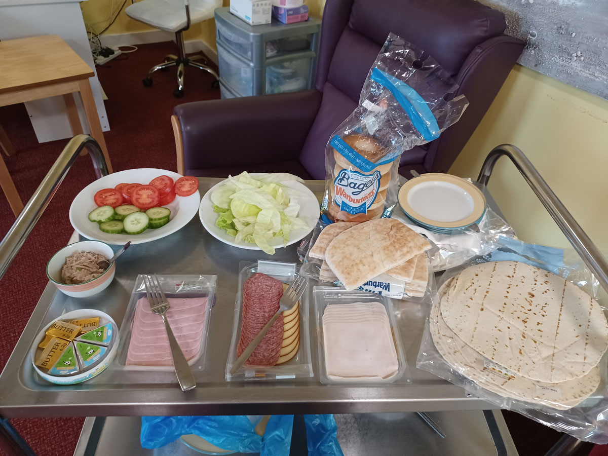 Silverline_Care's tweet photo. Residents in #SpringhillCareHome were delighted to have a turn at making their own lunch the other day.
Using a variety of wraps, bagels and pitta bread, they chose from meats, cheeses and salads to create their snack of choice...and then thoroughly enjoyed eating them. https://t.co/Q89rGfFk0P