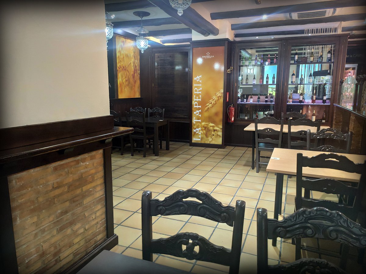 lataperiaab's tweet photo. Tu mesa te está esperando.
📍 C/Gaona 9 - Albacete
📲 967 21 69 66 https://t.co/aUv9JnqGLh