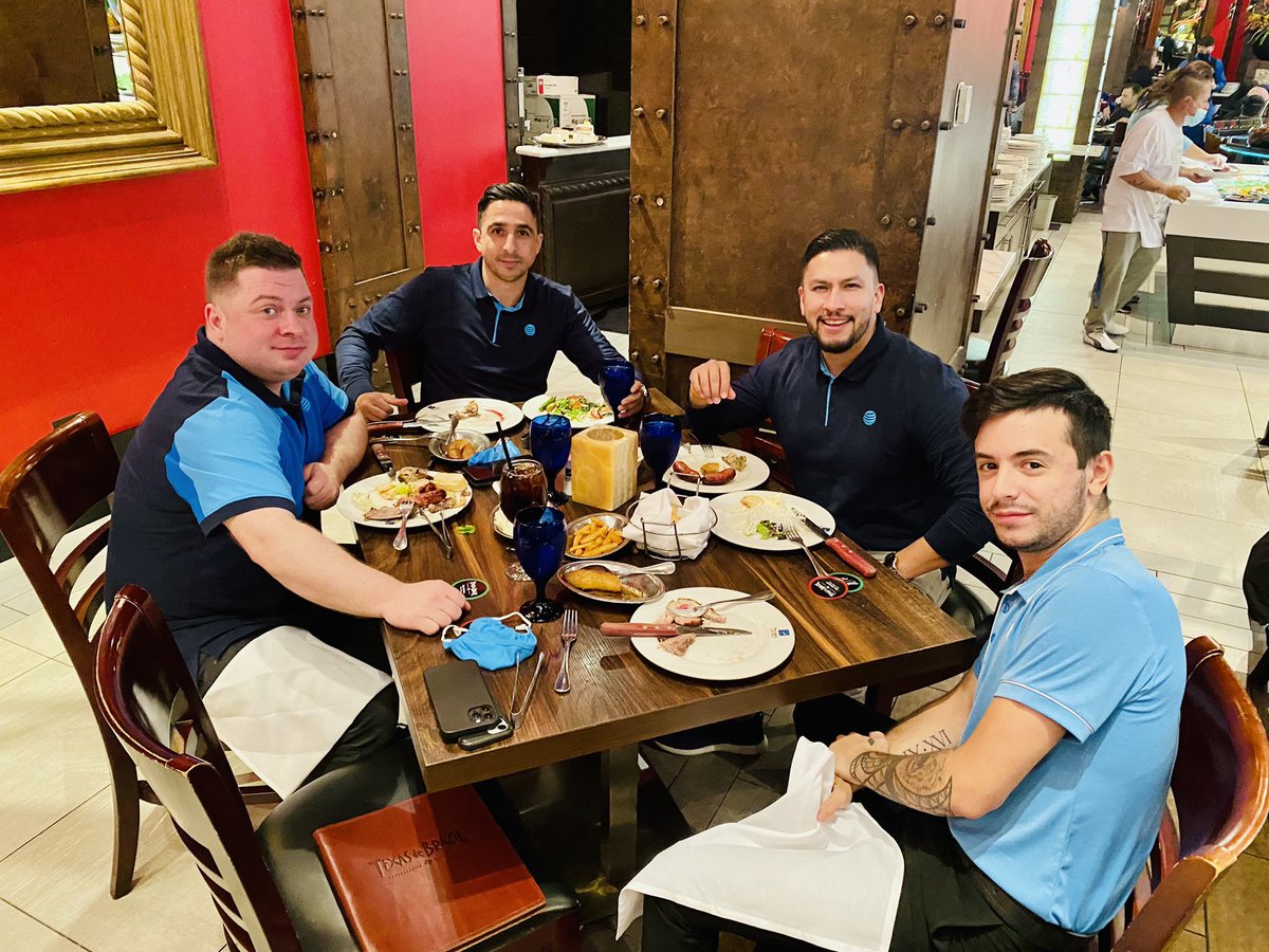 PaulSNarvaez1's tweet photo. KUDOS to Michal, Emad and Jake !! Phenomenal September joining the Club 30+ lunch recognition. #IHXRAMPAGE #LifeAtATT @IHXNortheast @GLMIHX https://t.co/PYkxfmHx4a