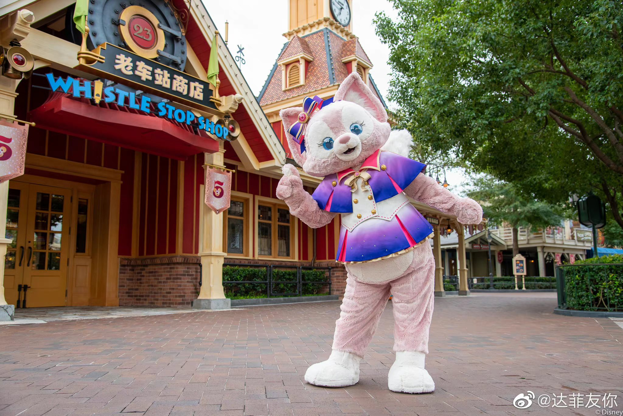 上海ディズニー リーナベル 探偵コスチューム 細か