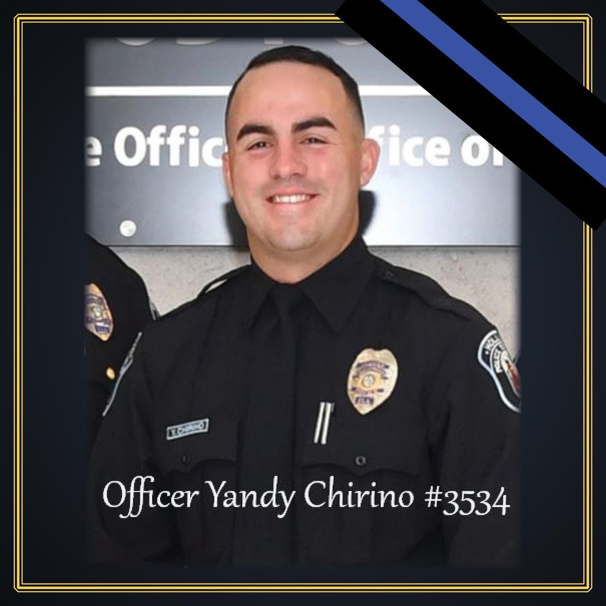 bigricanman's tweet image. Rest In Peace @HollywoodFLPD PO Yandy Chirino who was shot &amp;amp; killed on 10/17/21 while attempting to detain a suspect after reports of a suspicious person. He was 28 years old &amp;amp; a 4 year veteran. Please retweet to honor him #BlueLivesMatter #BackTheBlue #StopKillingUs 😞💙🖤🙏🏼