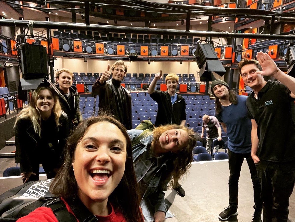 TheatreRe's tweet photo. Great evening @theLBT 

Thank you to our crew Tom and Will, and Molly on FOH!

Thank you also to those who stayed to discuss the show with us afterwards.

Next up @LakesideArts tonight!

In collaboration with @AchingArms 

#nottinghamarts #lakesidearts #achingarmsuk #acefunded https://t.co/UTHgIx5qVL