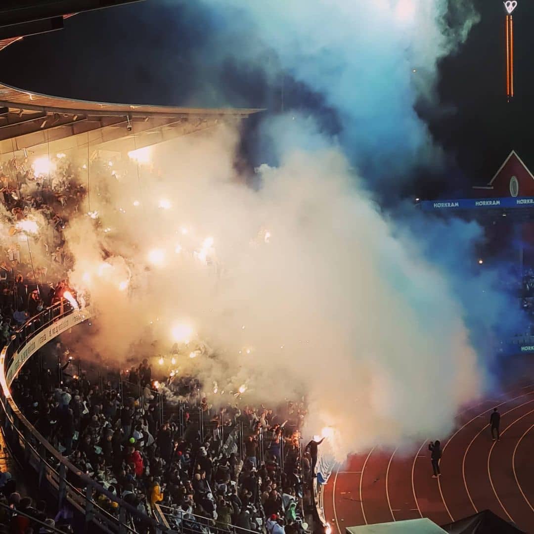 ultras_clips's tweet photo. AGF Aarhus v Aalborg 18.10.21.

#agfaab #agf #agflive #aab #pyro
#aarhus #aalborg #denmark 
#tifo #ultras #fotboll #FOTOS 
#football #MatchDay #footballseason https://t.co/XVS6TRAEF0
